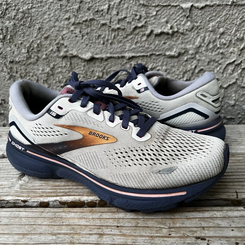 Brooks Shoes Women Size 7.5 Ghost Medium (B) 1203801B492